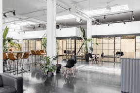 Super cool 280 sqm space in fondazione prada area - Image 2