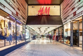 Pop Up Kiosk Galerie des champs �lys�e - Image 5