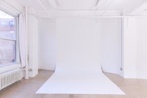 16B Manhattan Showroom & Meeting rental space  - Image 9