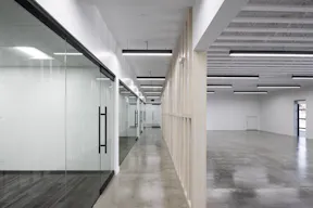 Hollywood Hotspot: Versatile 6,000 sq ft Indoor/Outdoor Event & Retail Space with Hollywood Blvd Views! - Image 15