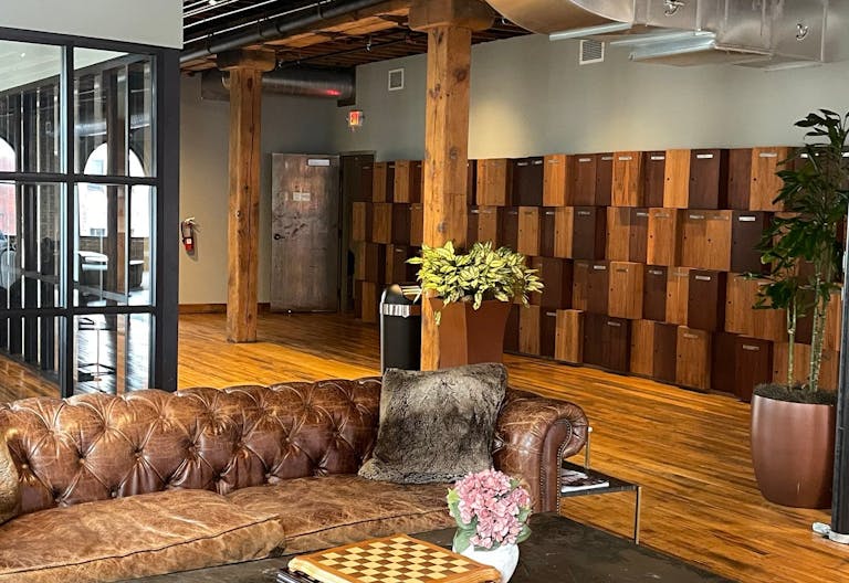 Historic North Loop Brownstone Loft with Rooftop Space - Image 1