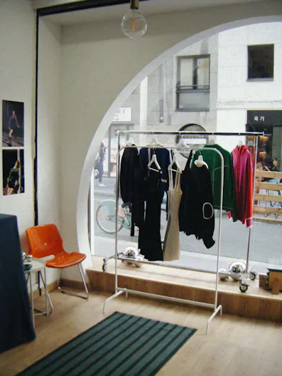 BOUTIQUE POP UP - Image 4