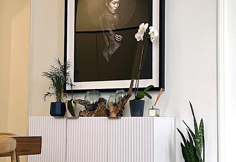 Spacious 14ft ceiling space in a Landmark Building - Image 1