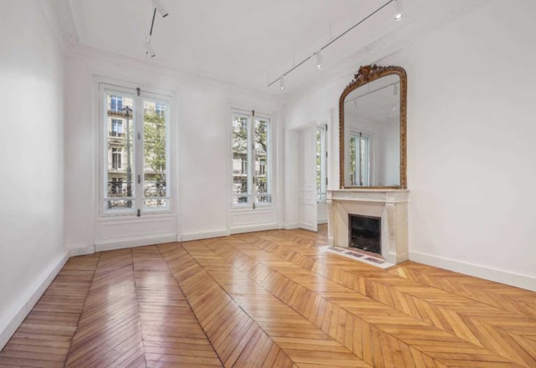 Beautiful Haussmannien Showroom Fashion Week - Image 4