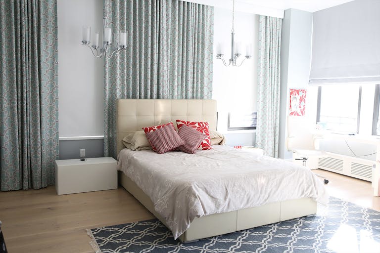 Gorgeous Fifth Avenue Loft - Image 3