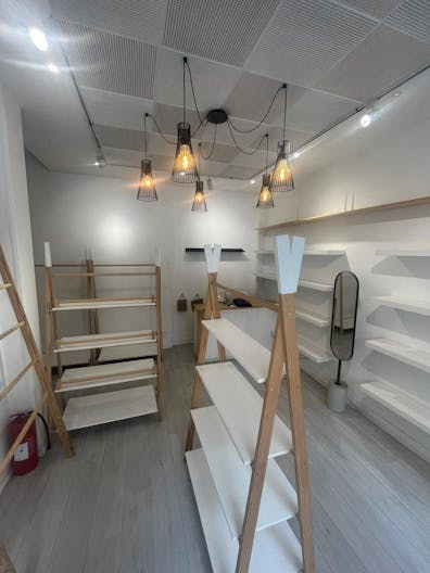 Location MARAIS boutique 36 m� - Image 2