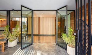 Flexible Showroom in East Village - Image 3