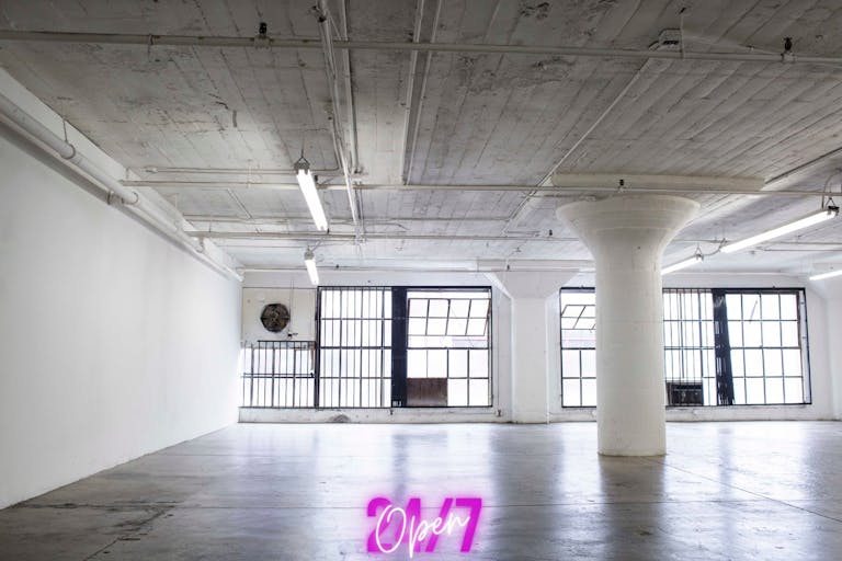 Large Naturally 24-hour Lit Multi-purpose Event Space - Image 0