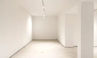 A Bright and Versatile Space in the Heart of Haut Marais - Image 5