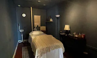 Treatment / Spa Room Available for Rent - Image 3