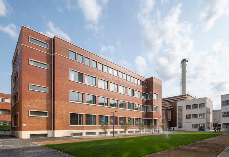 Atypical Artistic and Event Venue - Image 2