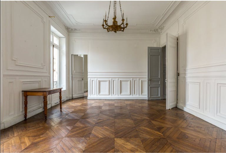 Haussmann Style Apartment / Showroom - Paris 8th - Near Palais de la D�couverte - Image 2