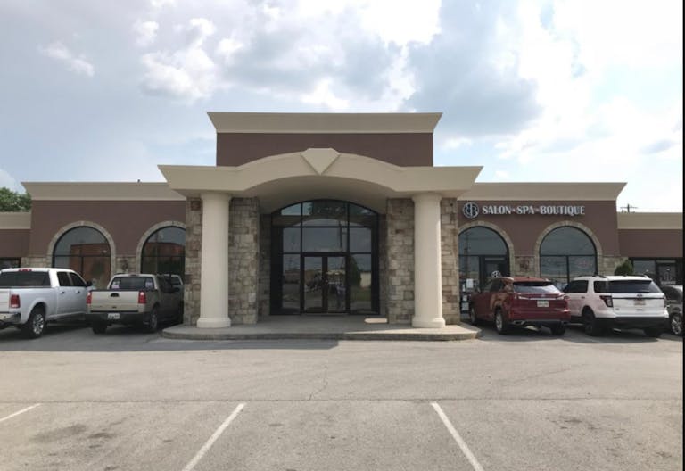 Multi- Use space in a Retail Center - Image 0