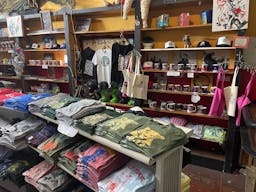 Los Feliz East Hollywood Retail storefront for pop-up shops - busy street open late if necessary - Image 3