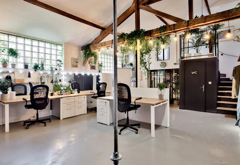 Studio professionnel de 200m� pour vos shootings et tournages. - Image 1