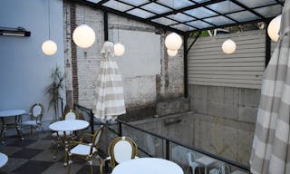 Outdoor Oasis in Prime Williamsburg - Image 15