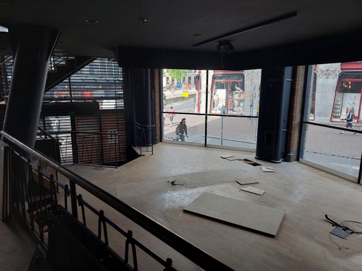 Two-Level Heritage Space in Magna Plaza with Private Entrance - Image 1