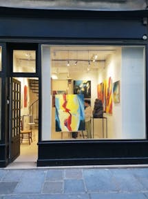 Rue de Bourgogne Pop Up Boutique - Image 0