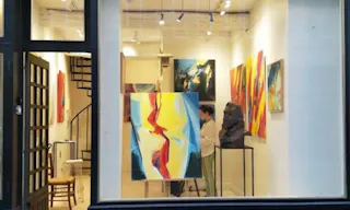 Rue de Bourgogne Pop Up Boutique - Image 0