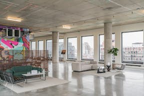 Amazing Showroom in Williamsburg - Image 1