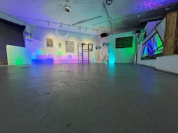 Art & Space - Image 17