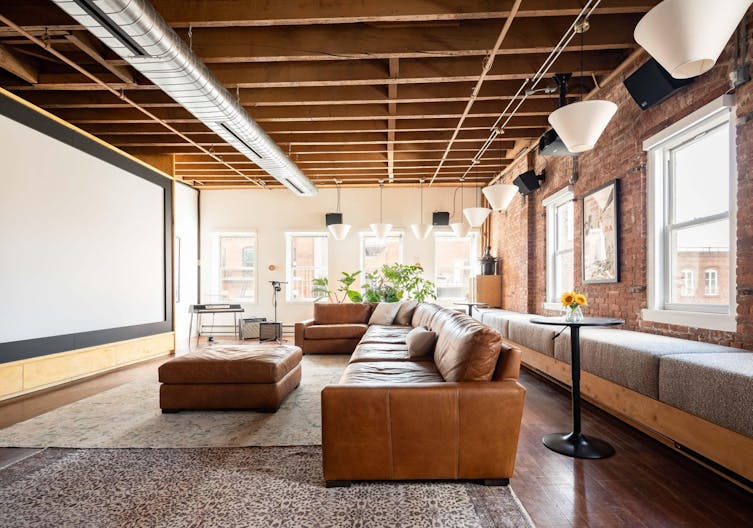 Comfortable and Chic Screening Room - Image 0