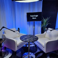 Podcast studio near the harbors - Image 5