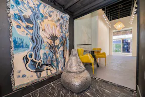 Art Gallery - Pop-Up Art & Event Space - Image 5