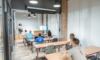 Huge & Cozy Conference Room in Miami - Image 6