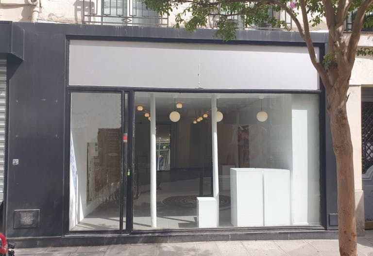 New Boutique near Temple and Arts et M�tier - Image 0