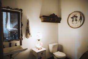 Unique Event Space & Pop Up Storefront w/ Secret Garden - Image 4