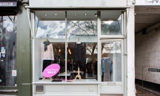 Retail space in Hampstead - Image 0