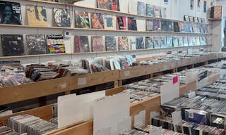 Hollywood Record Store - Image 32