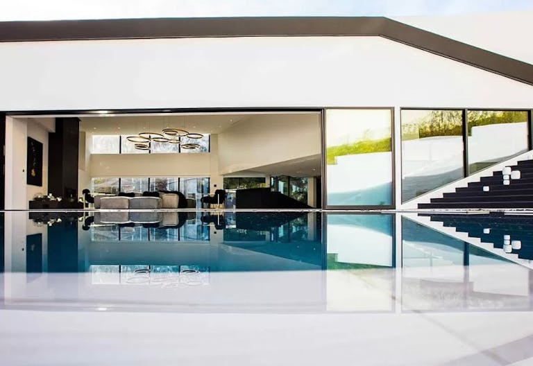 Amazing villa: this venue makes for the perfect getaway - Image 2