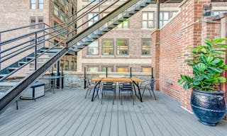 Rooftop with Multiple Indoor Breakout Areas - Image 6