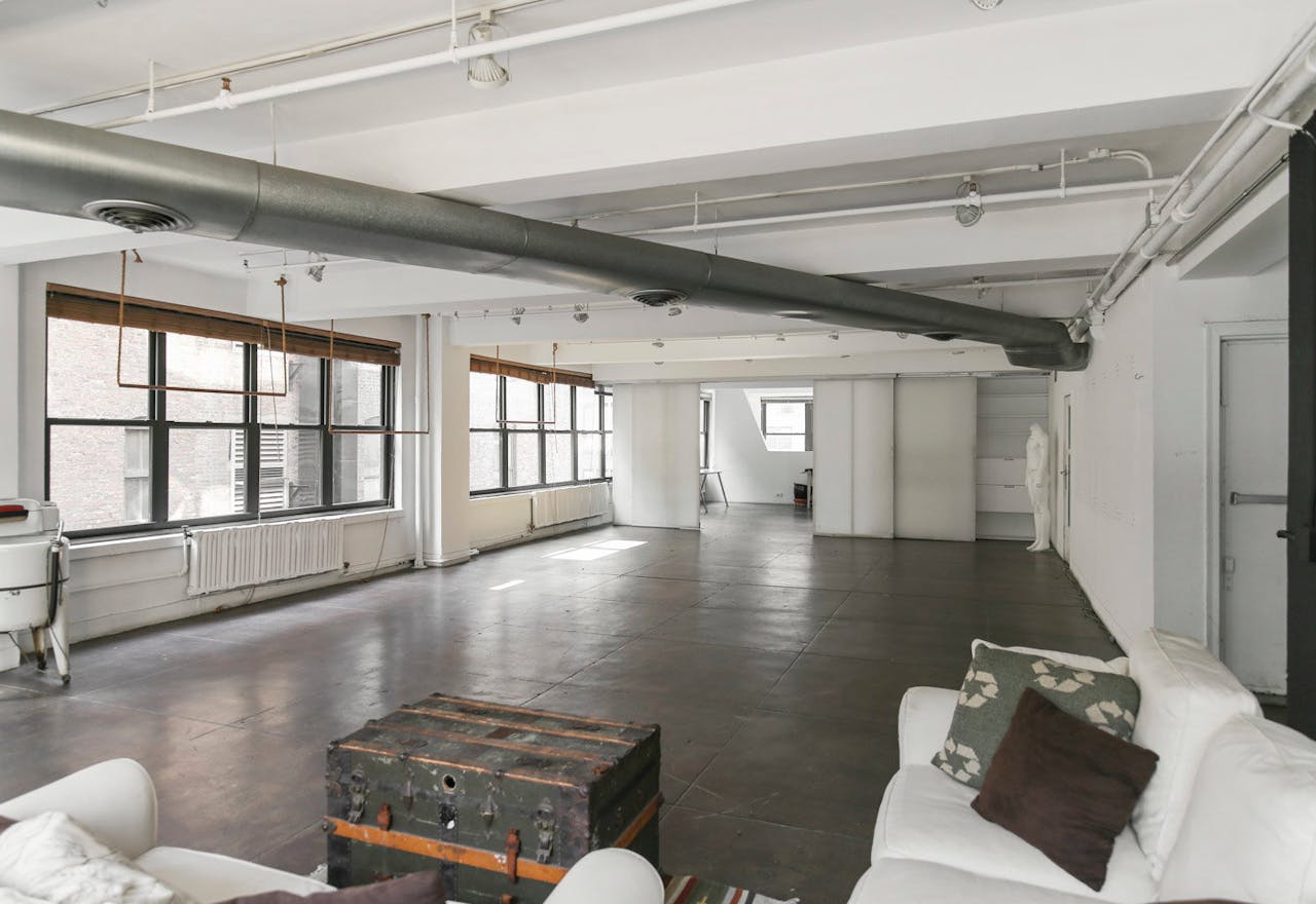 Bright Midtown Showroom - Image 2