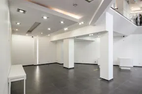 Boutique for Rent - Close to Montorgueil - Ideal for Pop-Up Store / Showroom - Image 8