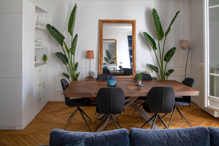 Bel appartement haussmannien avec balcon et vue tour Eiffel (max. 12 personnes) - Image 2