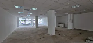 Prime 230 sqm Retail Space on Bismarckstraße, Berlin - Image 4