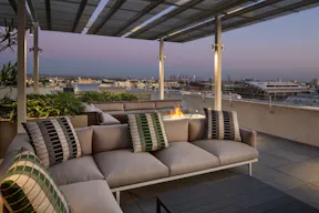 Contemporary Venue - Image 4
