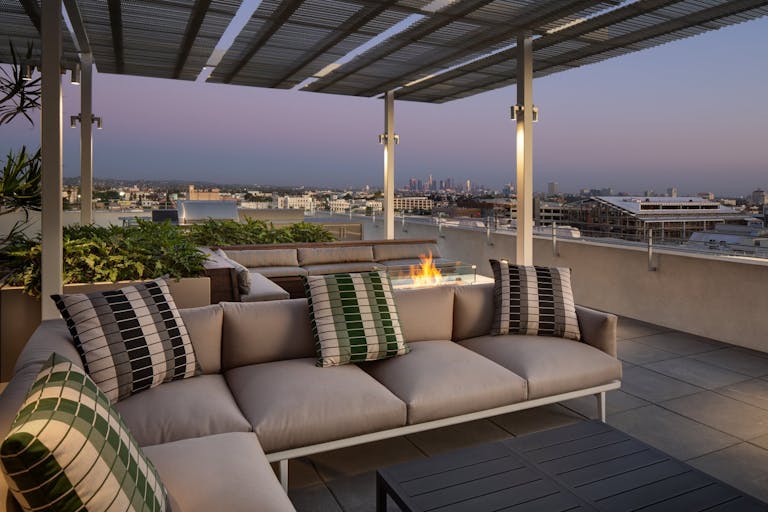 Contemporary Venue - Image 4