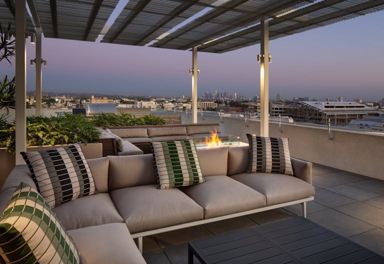 Contemporary Venue - Image 4