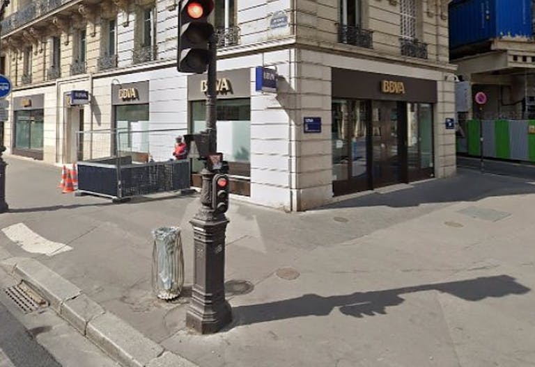 Superb Corner Boutique Op�ra - Image 0