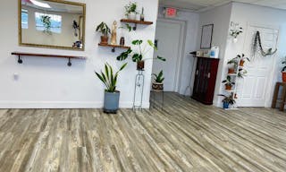 Charming, Spacious, Bright Studio - Image 2