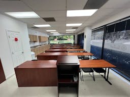 Spacious , quiet and clean room 127 at University of San Jose - Image 0