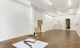 Lovely Boutique Shop in Le Marais - Image 2