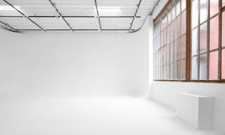 Studio Photo 20�me - Image 1