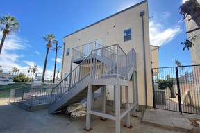 Unleash Creativity in Modern Live-Work Studios - West Washington - Image 1