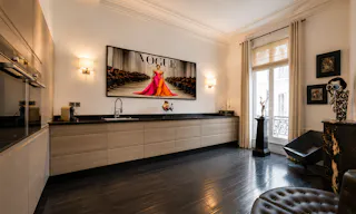 Chic Parisian Apartment – Fashion Showroom, Paris Champs-Élysées - Image 32