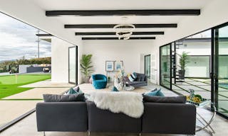 Super Mansion with Los Angeles 360 Views - Image 26